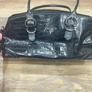 PRADA モンタナ ナイロン ボディバッグ シルバー プラダ モンタナ ナイロン ボディバッグ シルバー A3397711